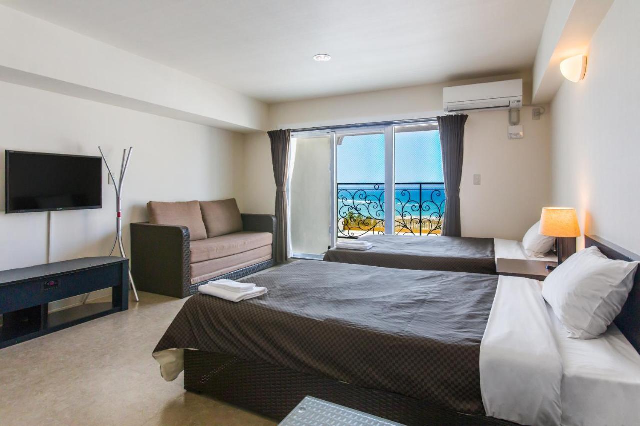 Condominium Hotel Monpa Chatan Eksteriør billede